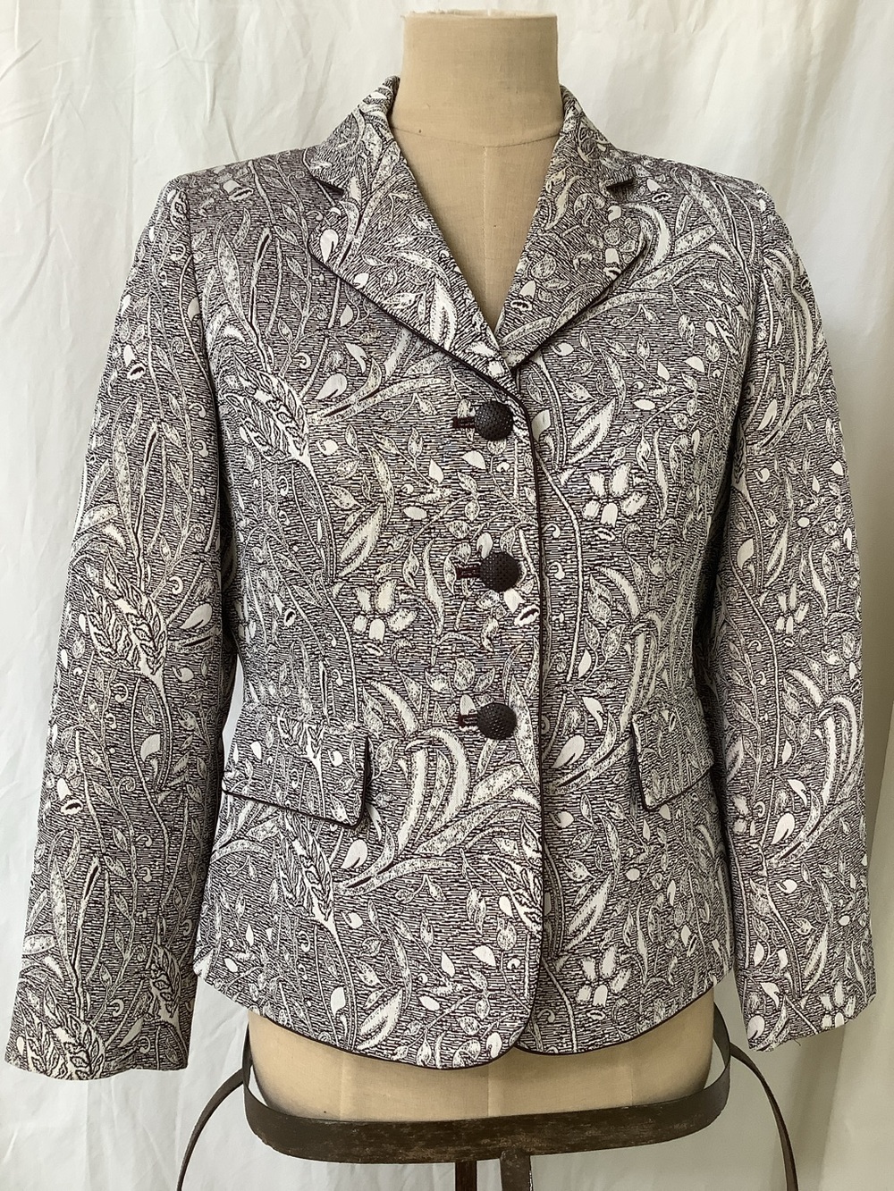 Le Suit Blazer Jacket-Brown and Cream with Gold Accents-Floral Pattern-6P